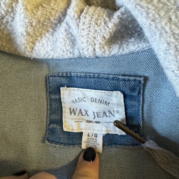 Jean jacket - Picture 2 of 2